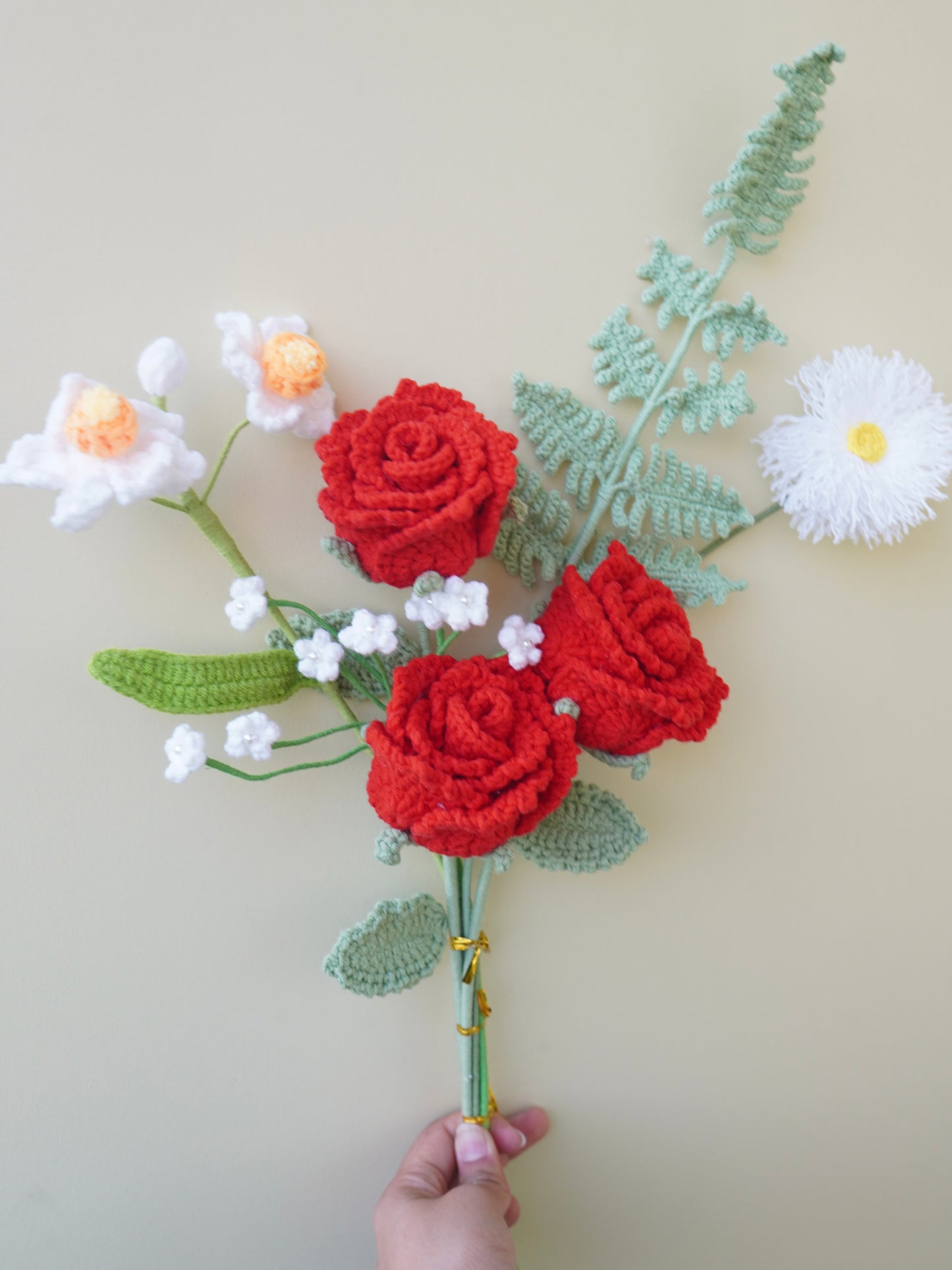 Crochet Flower Bouquet, 100% Handmade | Red